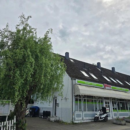 Ferienwohnung Am Uniklinik Lubeca Exterior foto